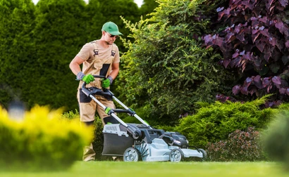 Mutlu çevre park bahçe bakımı